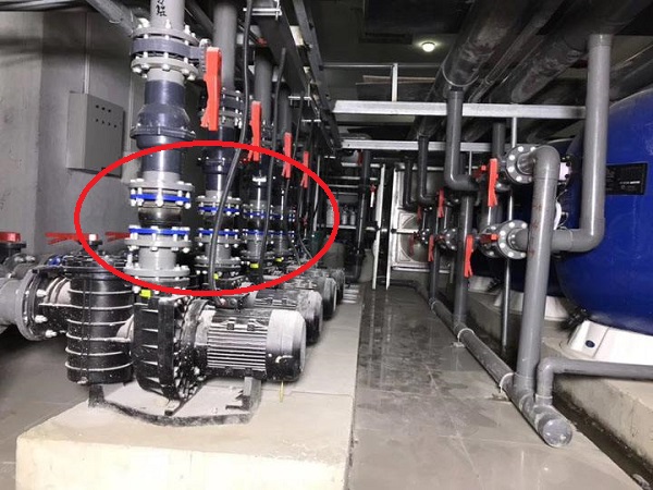 Why Do Indoor Swimming Pools Need Specialized Dehumidification Heat Pumps?