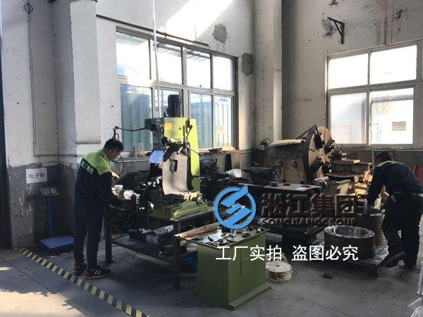 Workshop Insights: Metal Hose Flange Lathe Processing Site