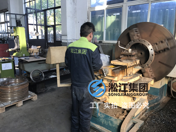 Workshop Insights: Metal Hose Flange Lathe Processing Site