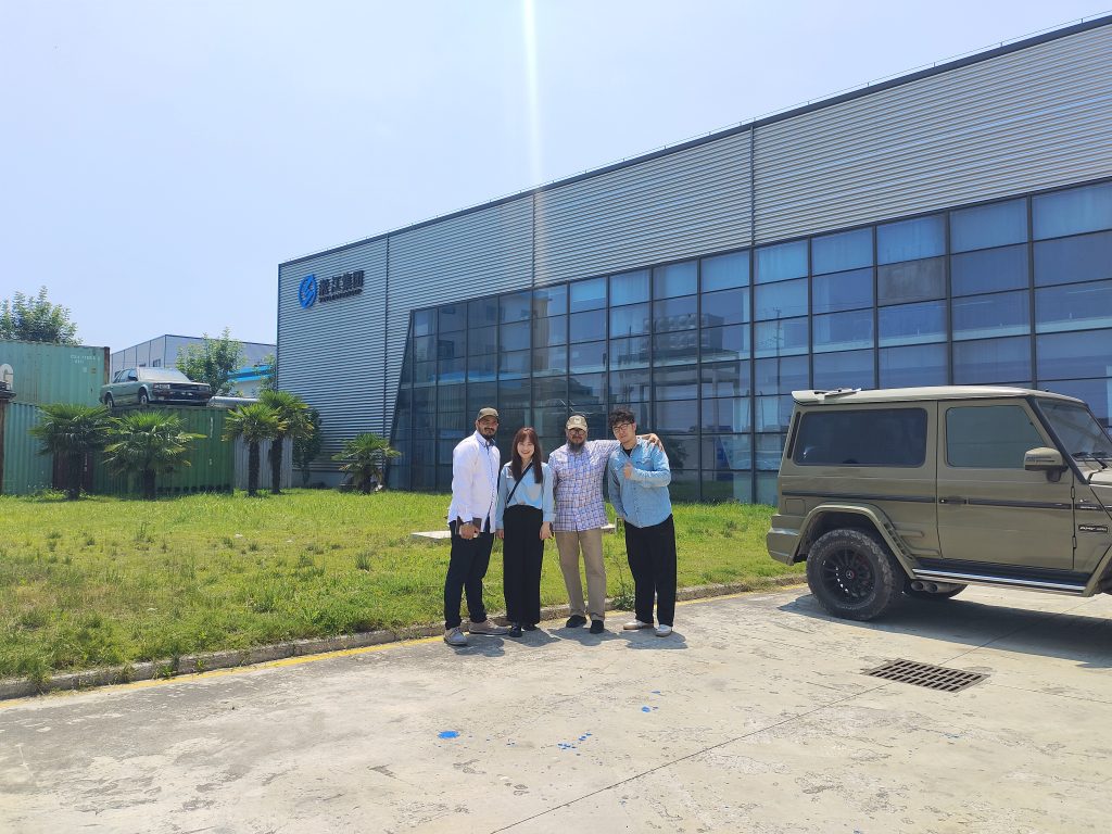 The Dubai Client Visited Our Factory and Reached a Cooperation Agreement