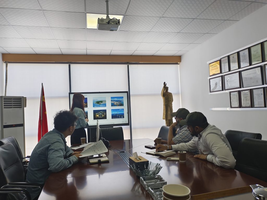 The Dubai Client Visited Our Factory and Reached a Cooperation Agreement
